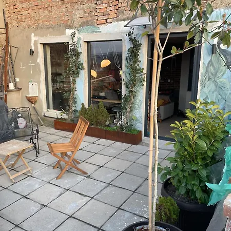 Bglab Small Rooftop Apartman